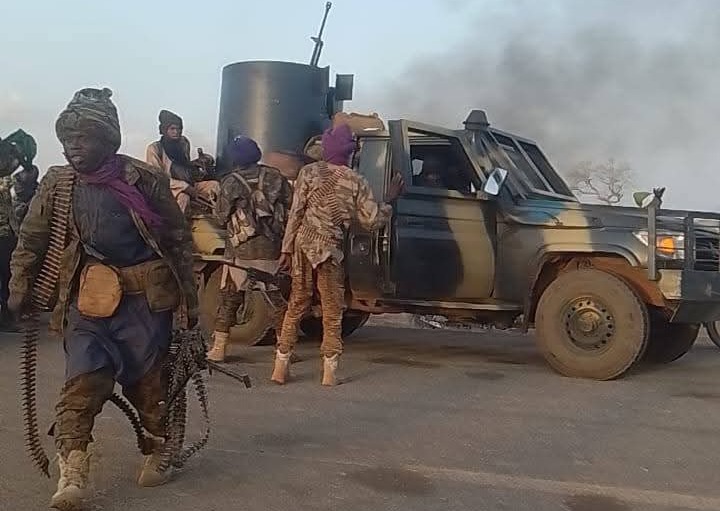 Burkina Faso: une cinquantaine de soldats et de VDP tués dans l’attaque du camp militaire de Diapaga
