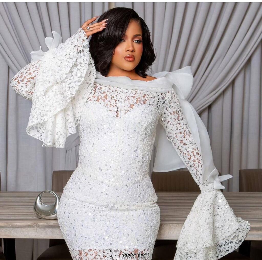 Mariage de Biggy : Kira se démarque en blanc éclatant